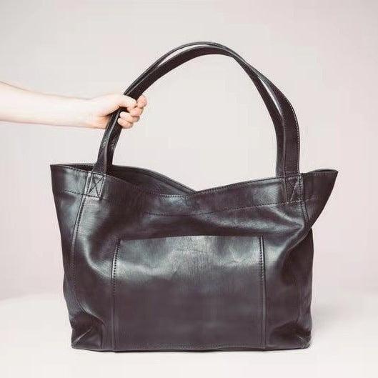 Vintage Leder-Shopper für Damen in Schwarz, Goldbraun und Rotbraun – Edles Design mit viel Stauraum.