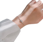 Getragenes 925 Silber Armband mit Moissanite Diamant – strahlend, elegant und stilvoll am Handgelenk