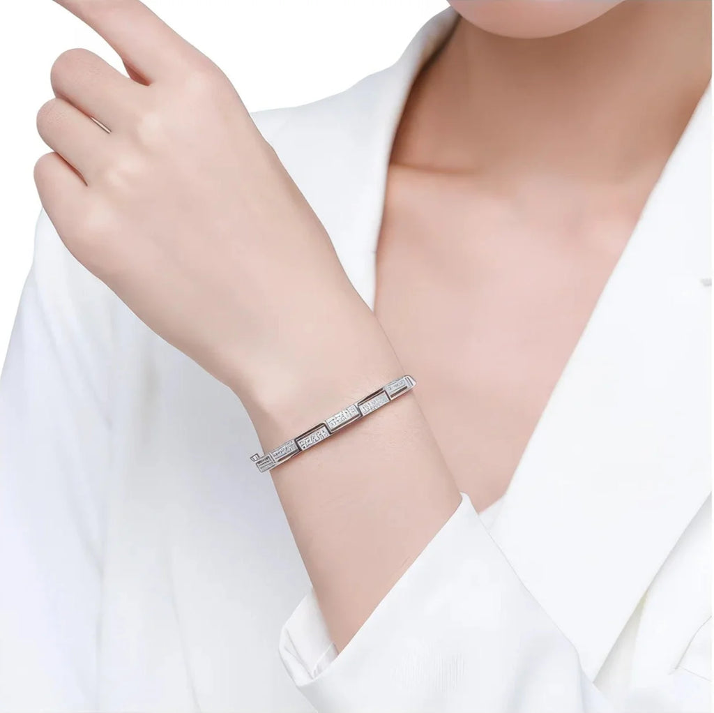 Getragener 925 Silber Armreif mit Zirkoniabesatz – filigran, dezent und stilvoll am Handgelenk