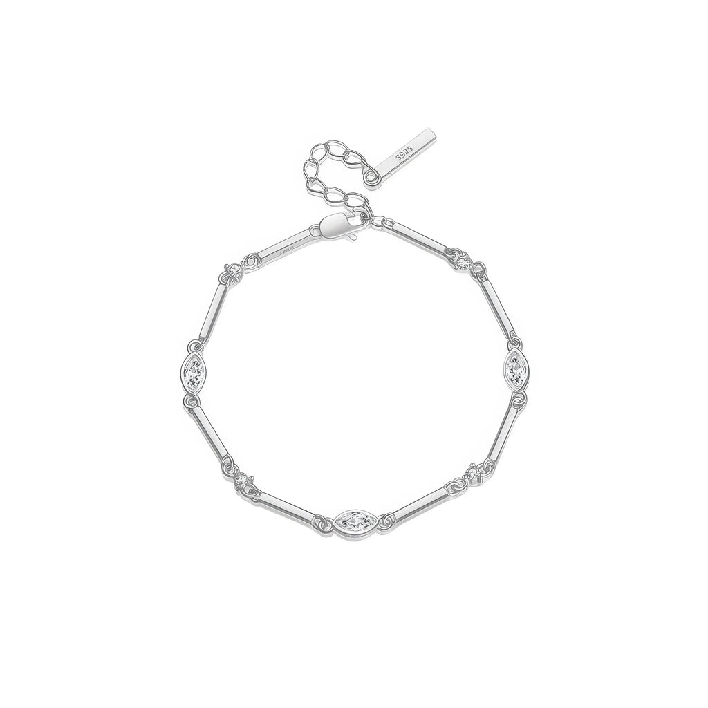Feines 925 Silber Armband – klare Linien, dezentes Design, flexibles Schmuckstück für verschiedene Anlässe