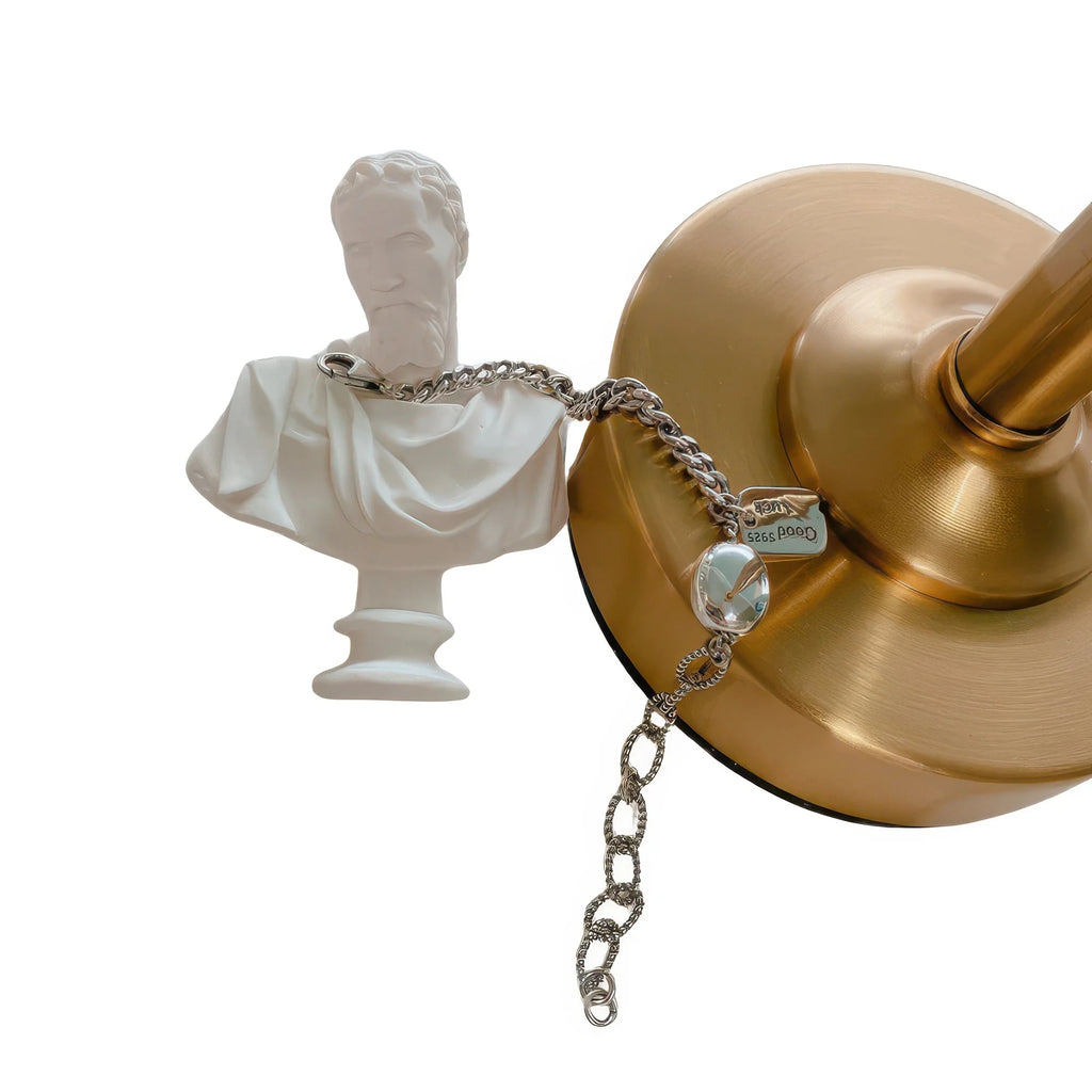 Vintage 925 Silberarmband – symbolische Krone für Erfolg und Schutz, kombiniert mit Glückssymbolik für besondere Momente