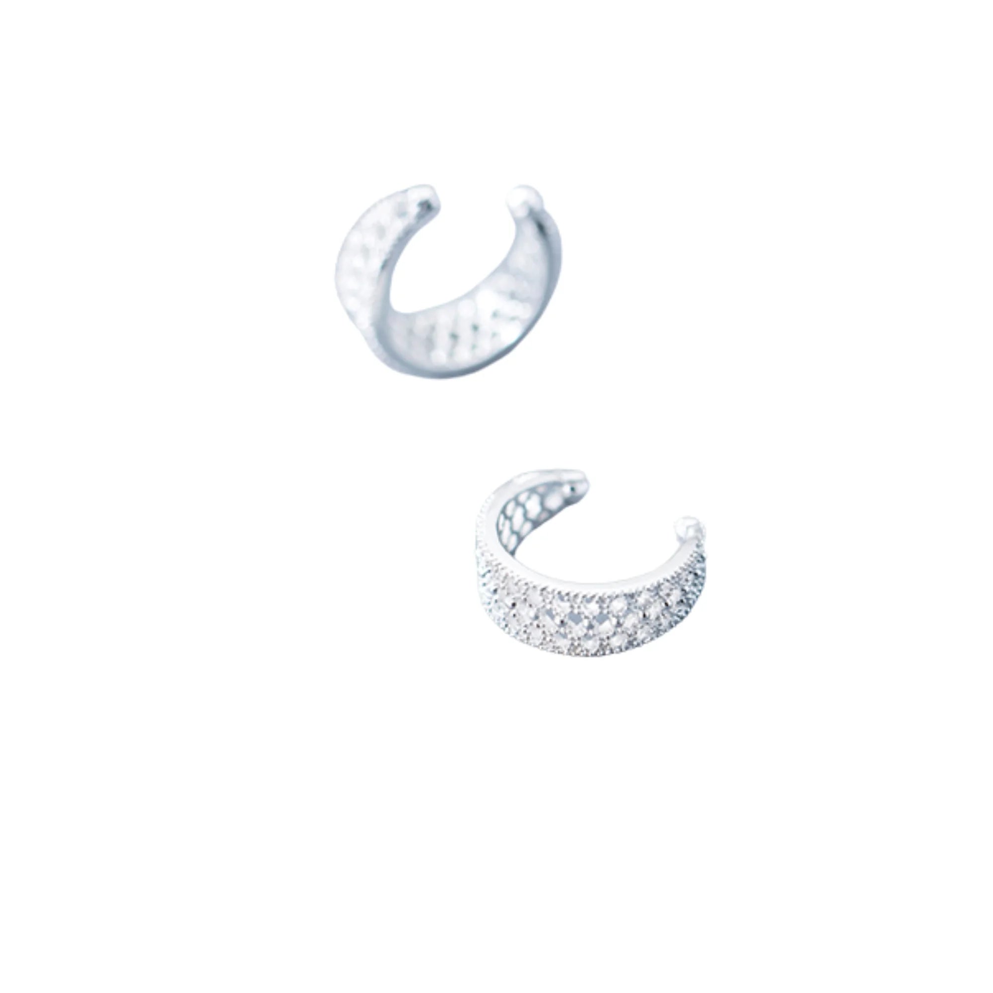 Curved Ear Cuff 925 Silber – Seitenansicht, minimalistisch kombinierbar