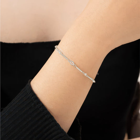 Feines 925 Silber Armband mit klarem Design für elegante Outfits