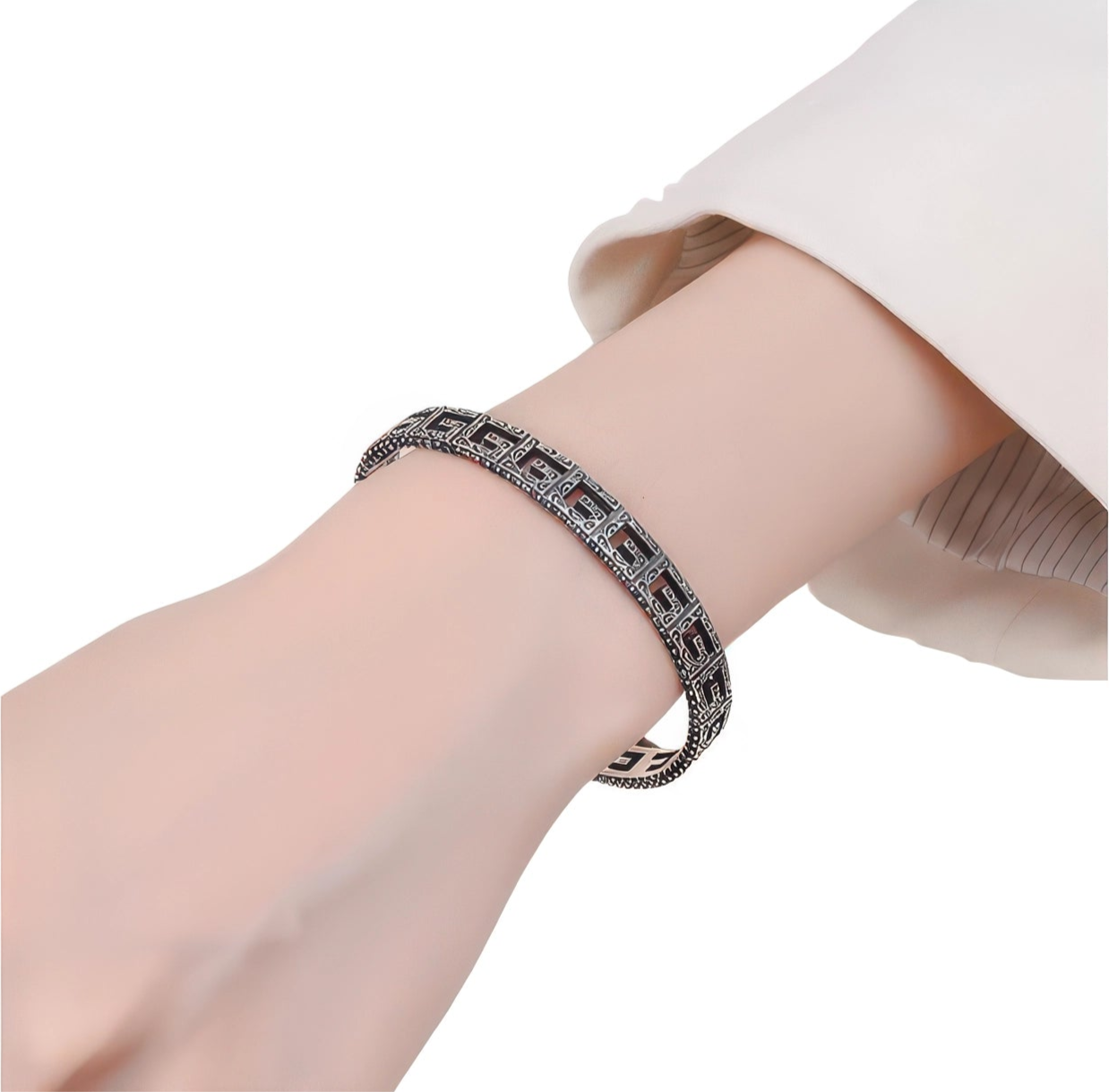 Stilvolles 925 Silber Armband mit geschwungener G-Struktur und Farbsteinen