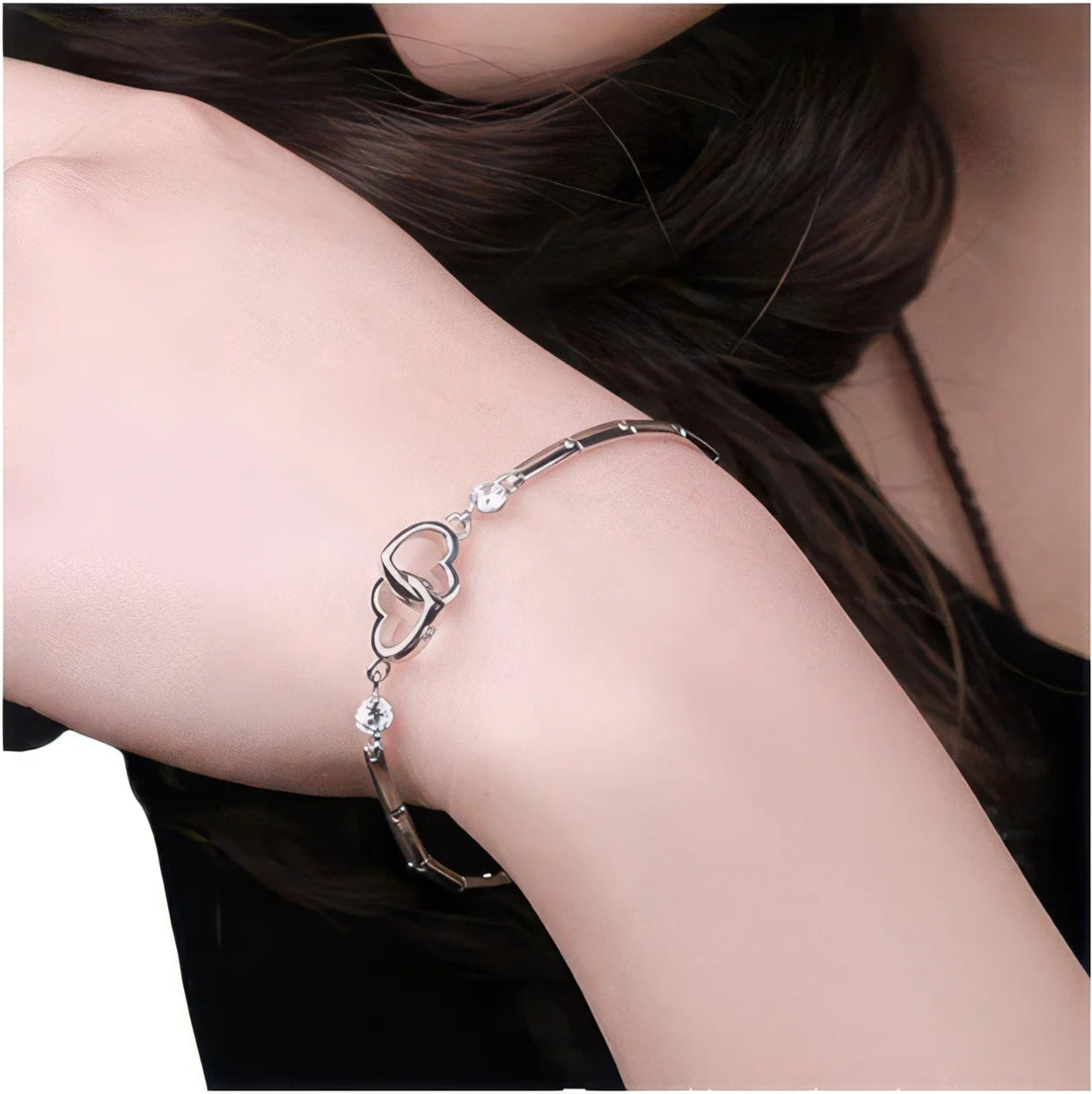 Romantisches 925 Silber Armband mit Herzen und funkelnden Steinen