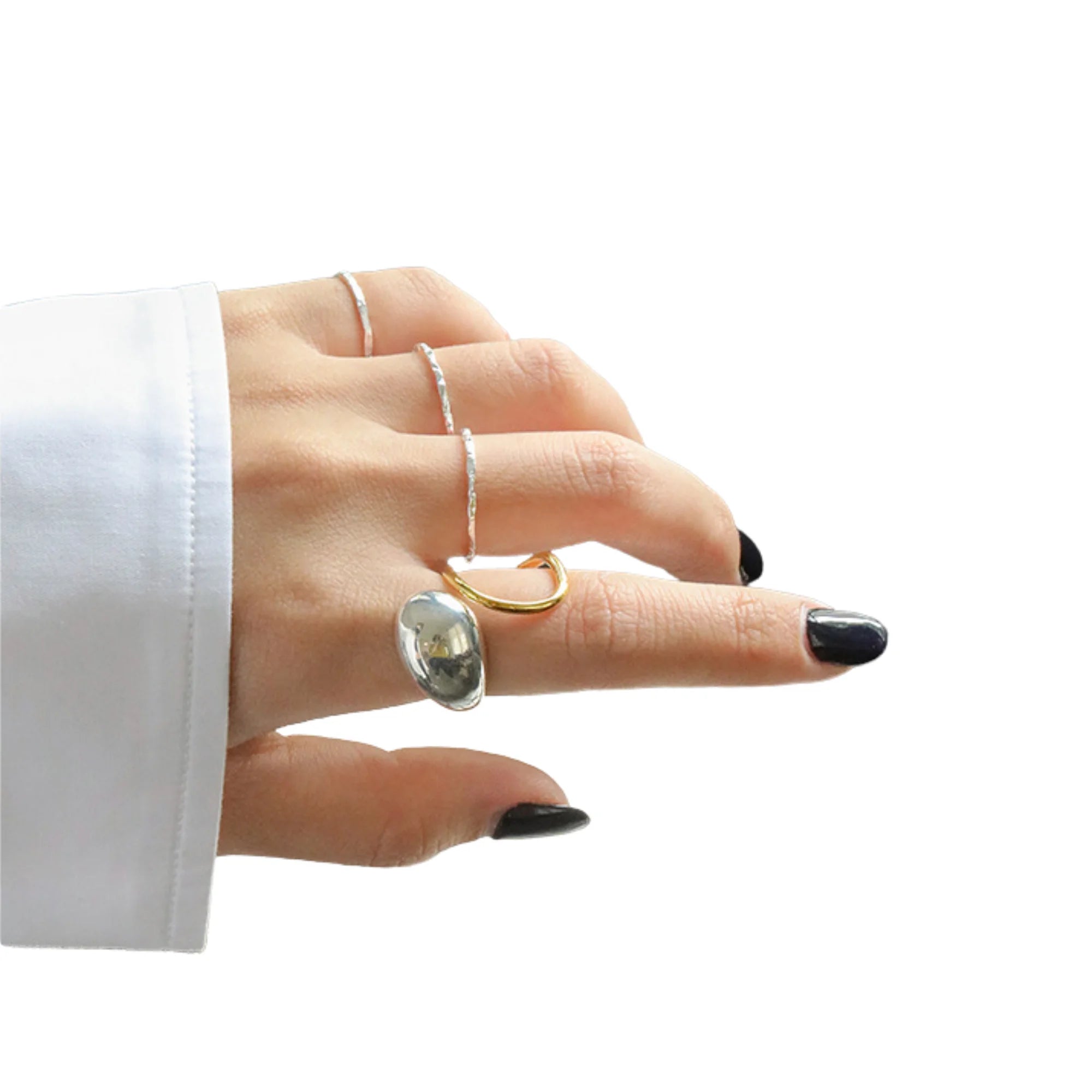 Offener Ring mit ungleichmässiger Form in Silber und goldfarbenem Element