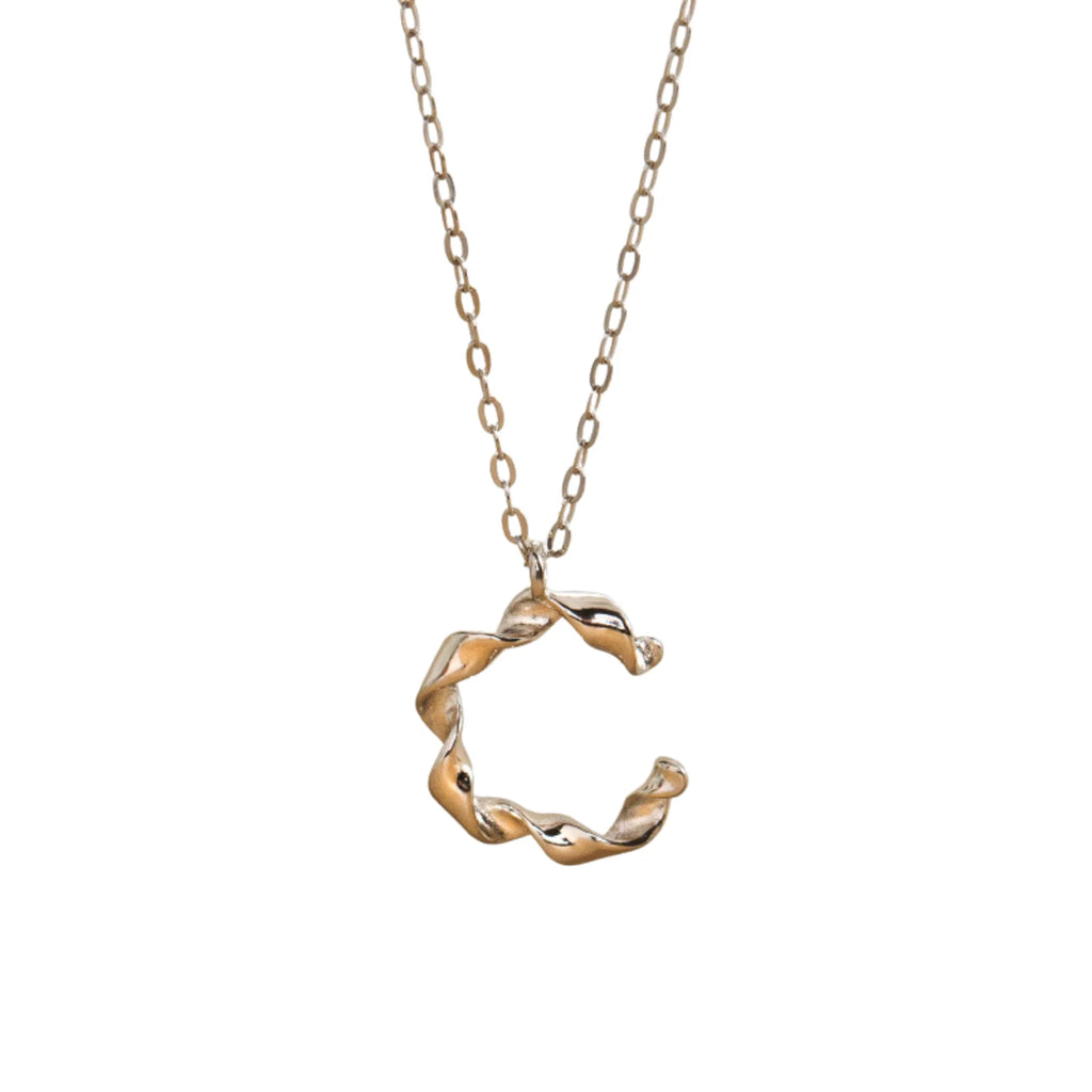 Silberkette mit geschwungener Form – modern, ruhig, elegant tragbar