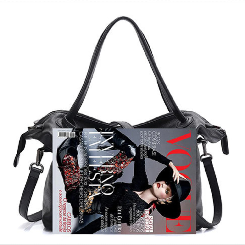 Tasche mit Vogue-Magazin als Grössenvergleich – zeigt Volumen und Tragehöhe