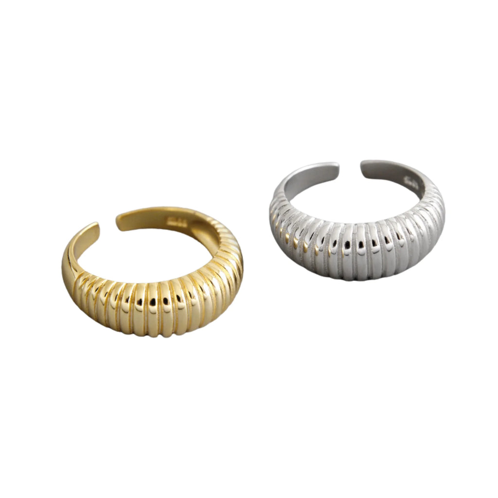 925 Silberring mit strukturierter Oberfläche und offenem Aufbau – flexibel tragbar