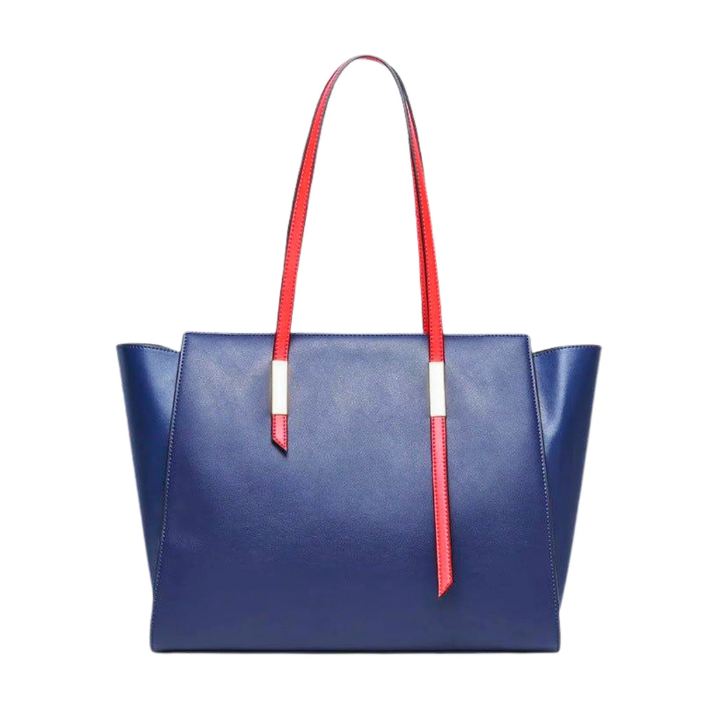 Standfeste Tasche in Navyblau mit rotem Ledergriff und Metallakzent
