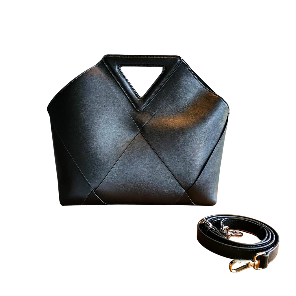 Schwarze Ledertasche mit geometrischem Griff, Crossbody-Träger und markenfreiem Design