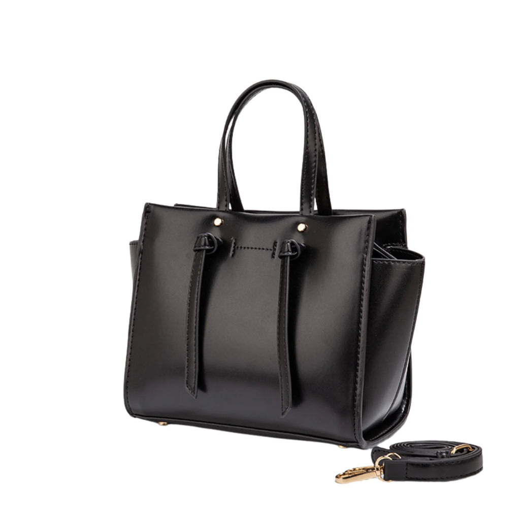 Schwarze PU-Handtasche mit Schleifenriemen, leicht glänzend, trapezförmig