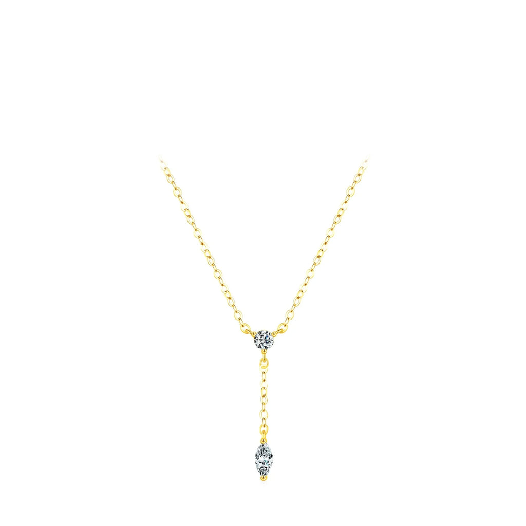 Geometrisch aufgebaute Silberkette mit Zirkoniasteinen – elegant und feminin