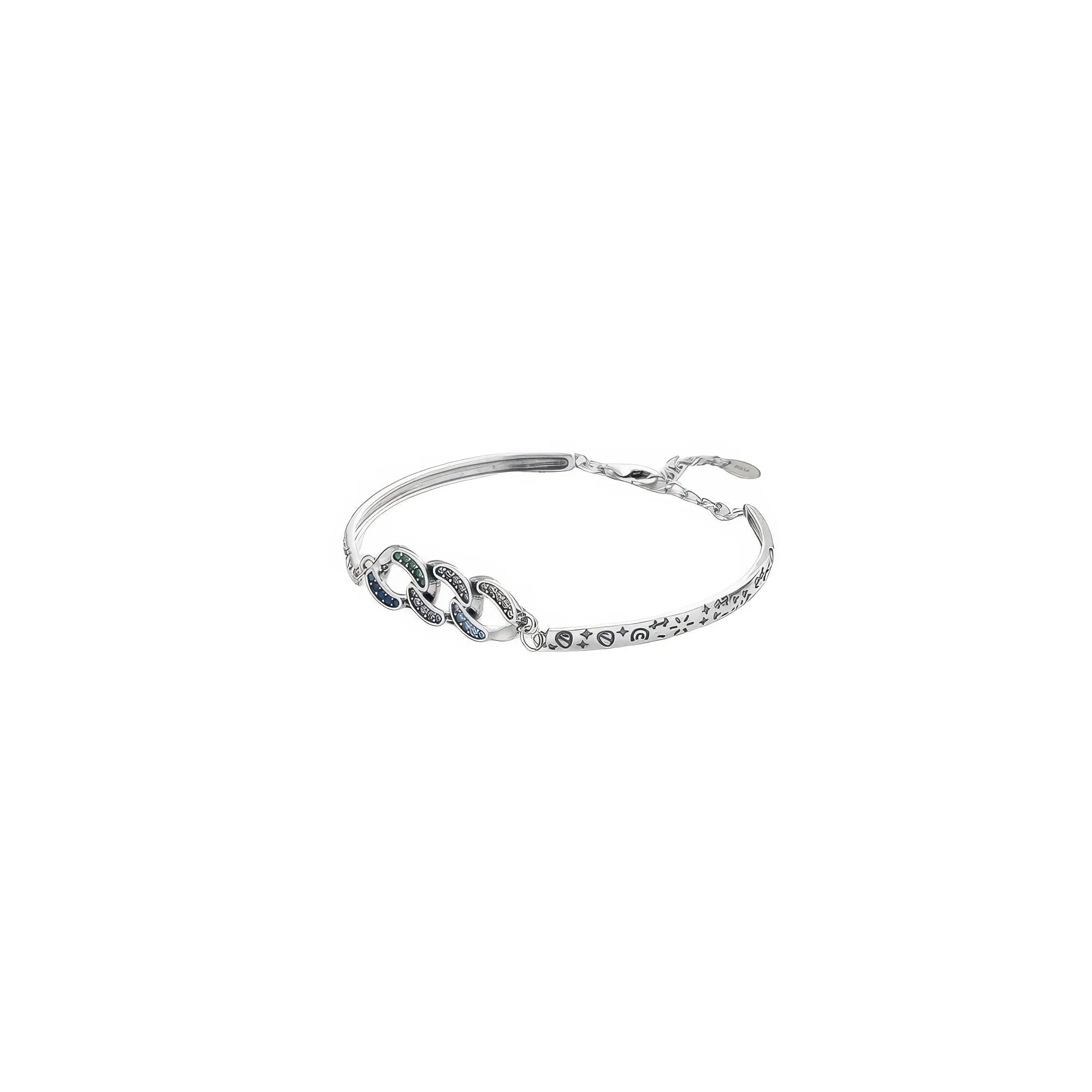 Makroaufnahme des Vintage-Armbands – Splicing-Struktur in gealtertem 925 Silber, klar und präsent