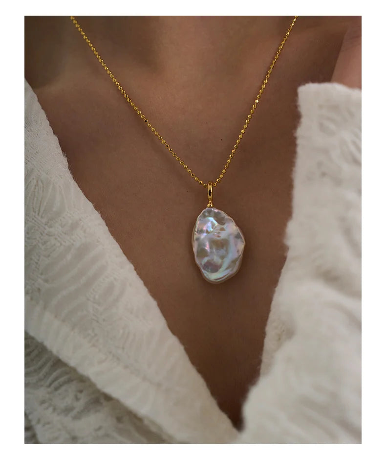 Einzelkette mit vergoldeter 925 Silberkette und frei geformter Naturperle 40cm