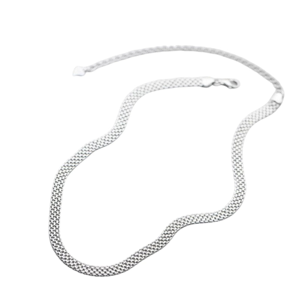 Detailansicht der breiten Glieder – strukturierte Oberfläche, massives Design aus 925 Sterling Silber