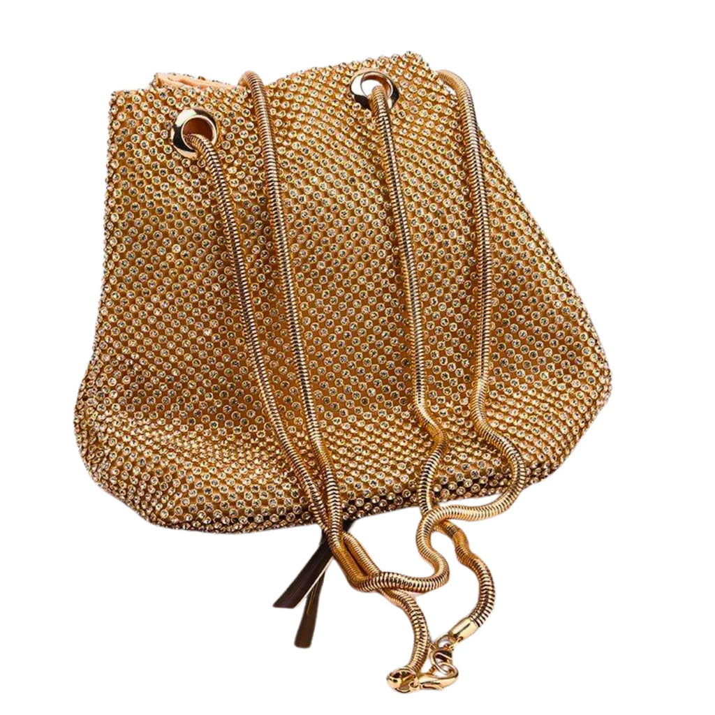 Rückansicht mit Tunnelzug-Verschluss – stylisch mit goldener Strassoptik und Kordeldetail