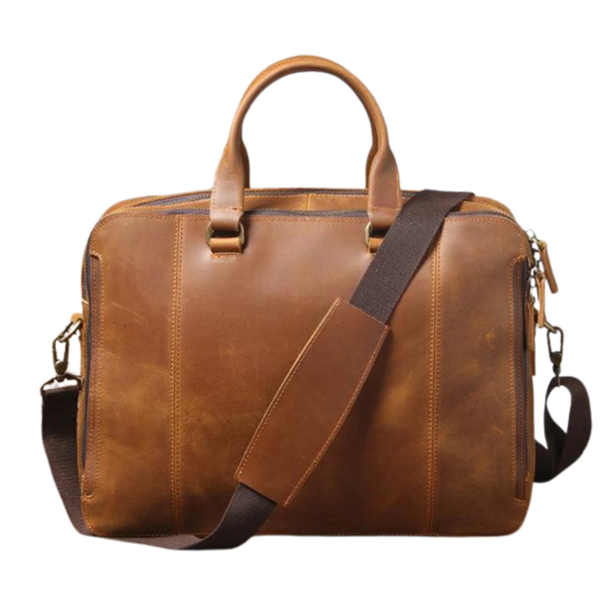 Cognacfarbene Tasche in Coffee Rust – klarer Look mit Tragegriff, optionalem Gurt und verstärkten Nähten.