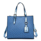 Canvas Schultertasche in Deep Lake Blau – klare Struktur, zeitlos schön für urbane Styles