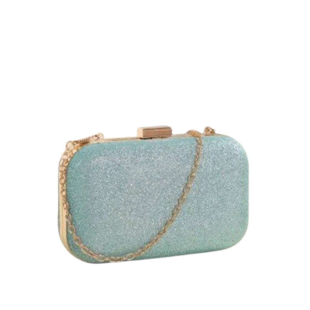 Blaue Glitzer Clutch mit goldener Tragekette – urbaner Chic in kompakter Form