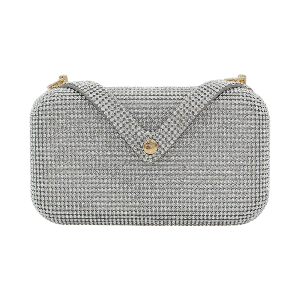 Glanz Clutch in Steel Reflect – silberner Look mit strukturierten Nietenreihen