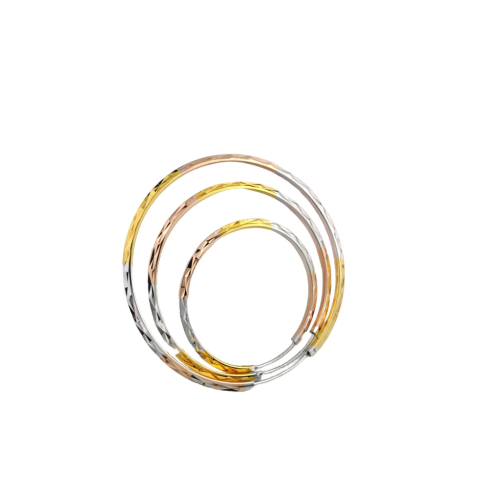 Drei Creolen in abgestufter Grösse – flach gehämmert, ohne Symbolik