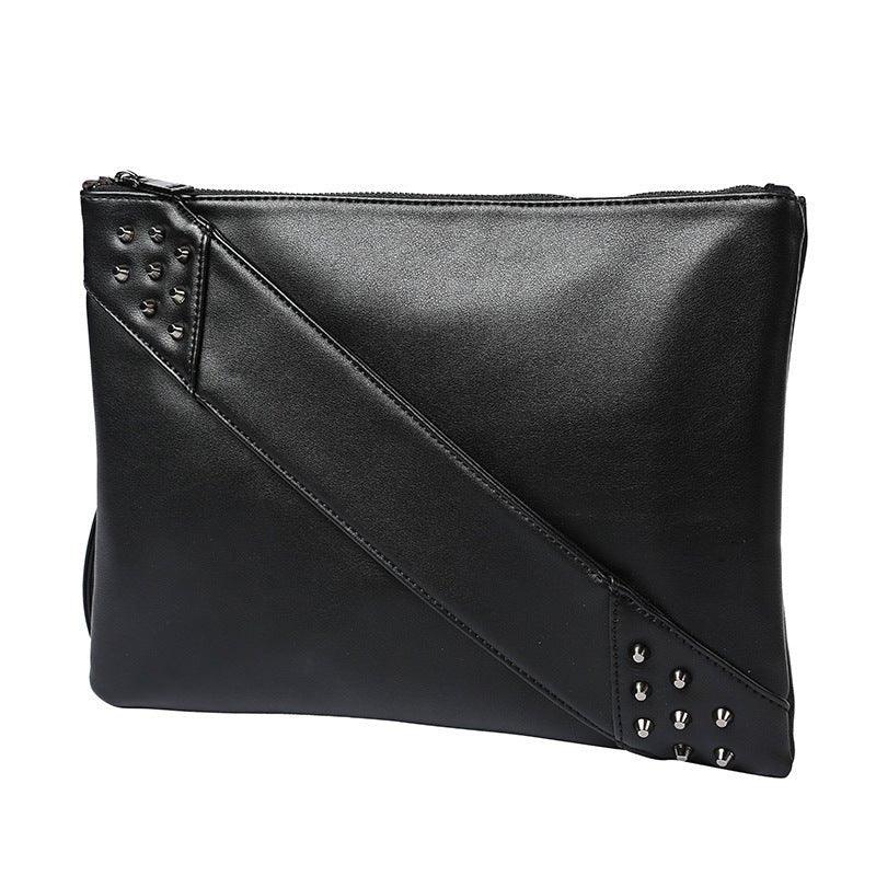 Elegante Nieten - Clutch – Rockiger Stil trifft auf Eleganz - Bodison