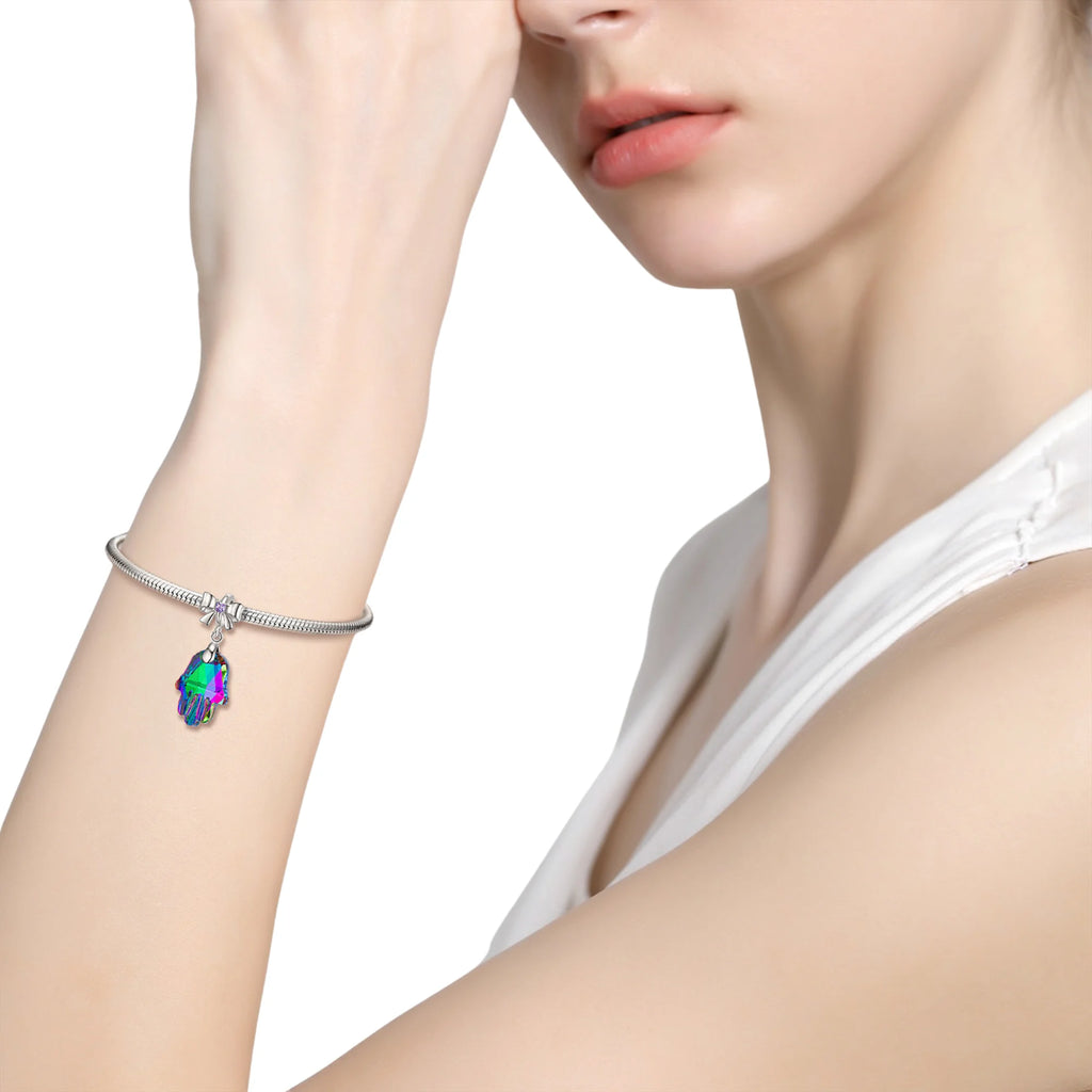 Kristallanhänger mit Farbverlauf in Silberfassung