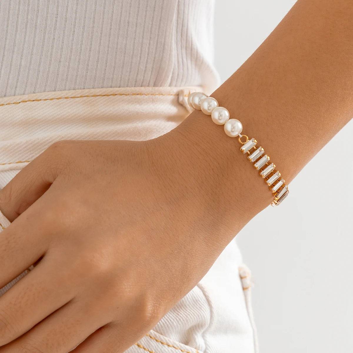 Imitationsperlen - Armband – Eleganter Schmuck für Damen - Bodison