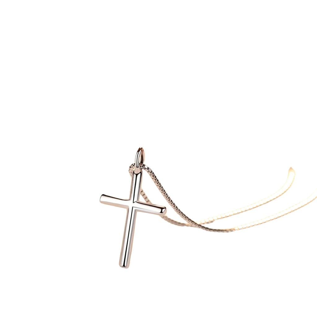 Minimalistischer Silberanhänger in Kreuzform