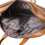 Geöffnete Laptoptasche in coffee: Schwebendes Laptopfach und smarte Fächer für perfekte Organisation.