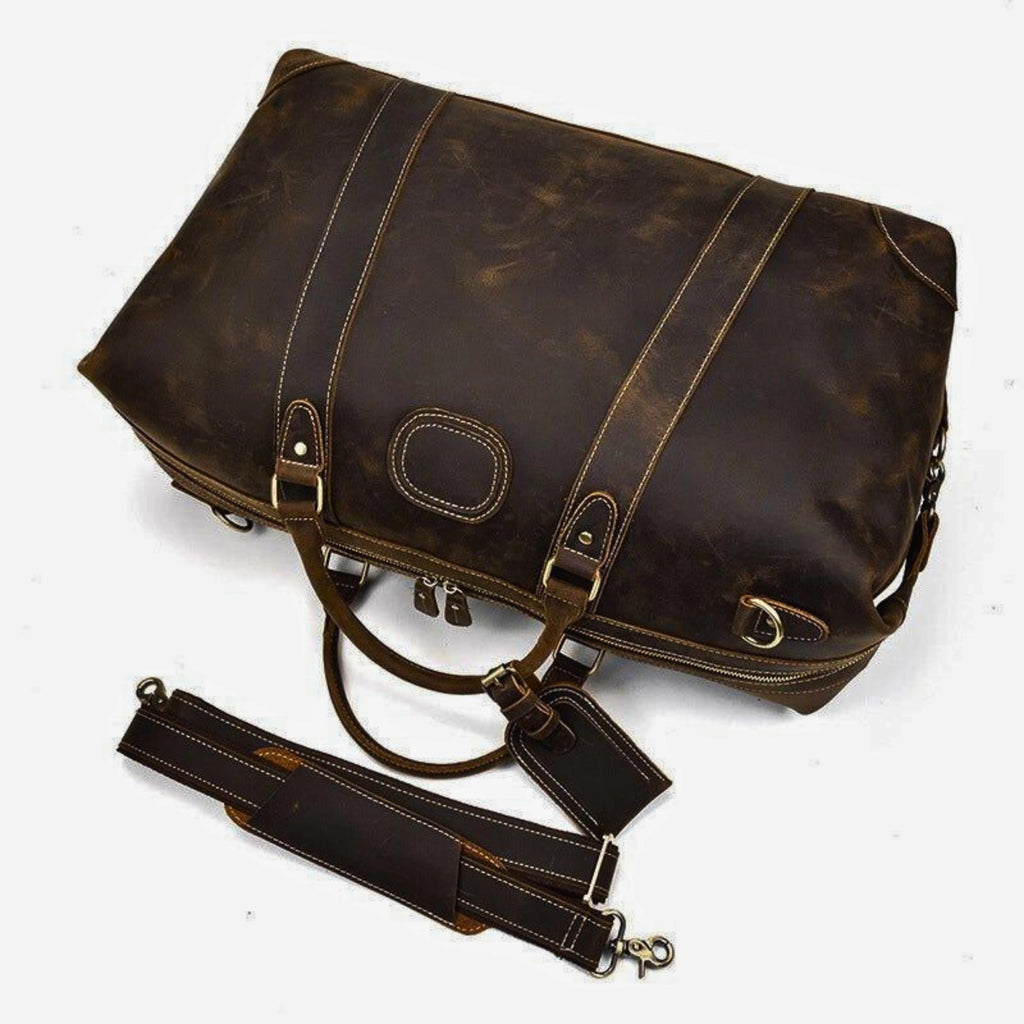 leder weekender 50 cm – gefaltet mit schulterriemen