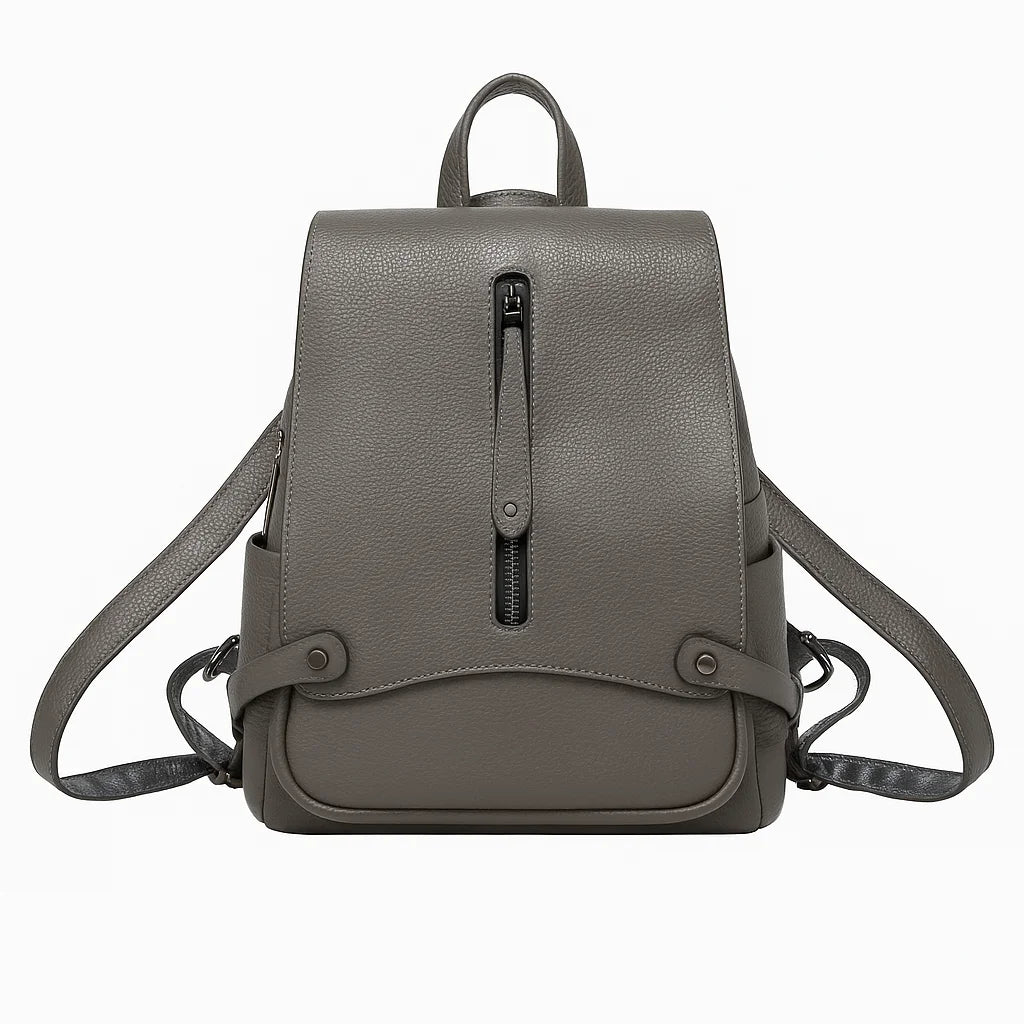 Rucksack in Ash Graphite – graues Leder mit Struktur, funktionale Form, minimalistischer Look für Damen.