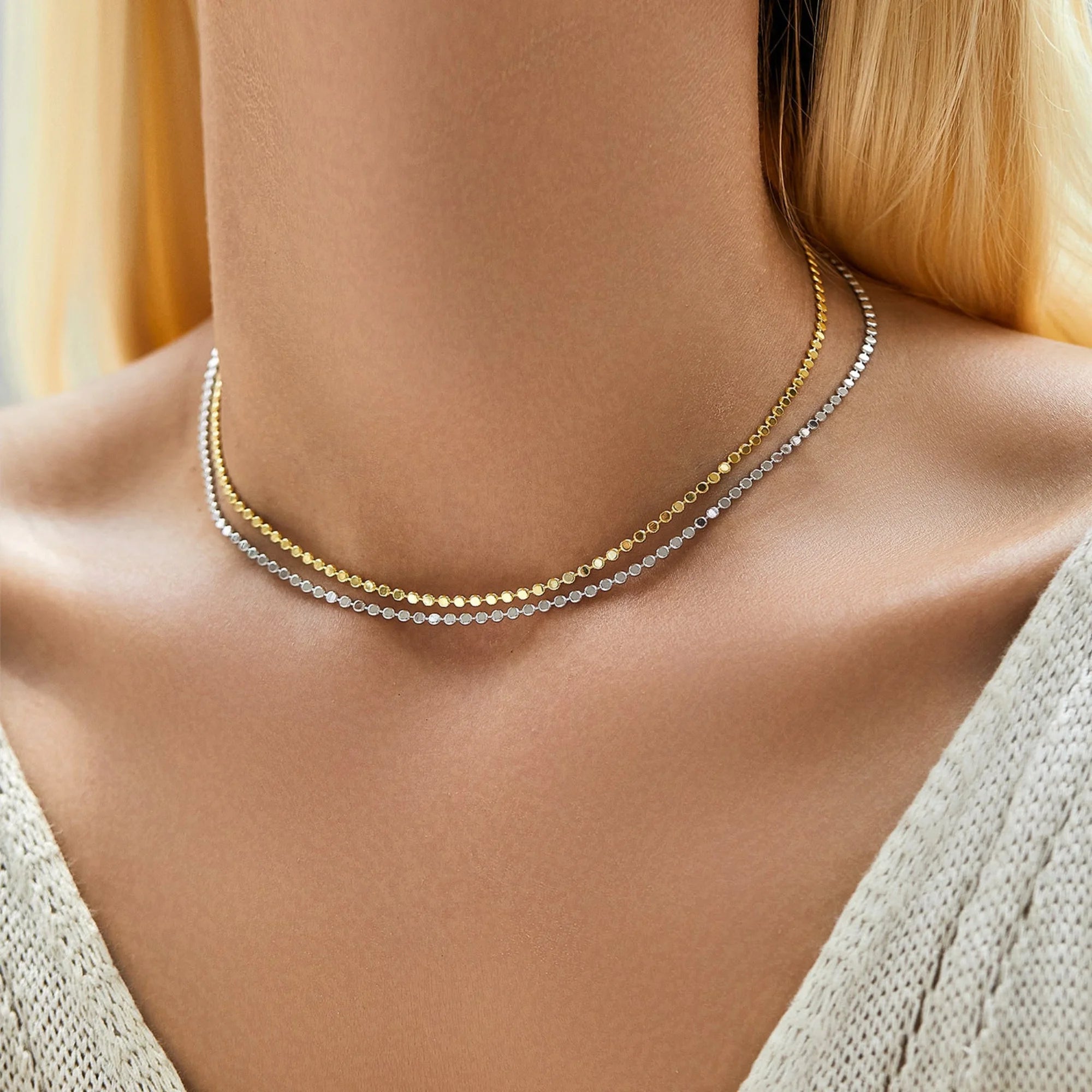 Getragene Rundgliederkette aus 925 Silber – fein, klassisch, perfekt für puristische Looks
