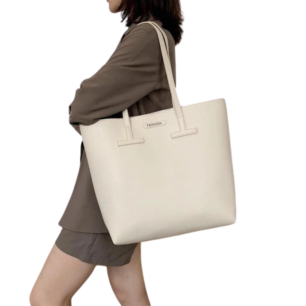 Snow White Schultertasche – elegante Form für helle Looks, weich & minimalistisch für moderne Frauen