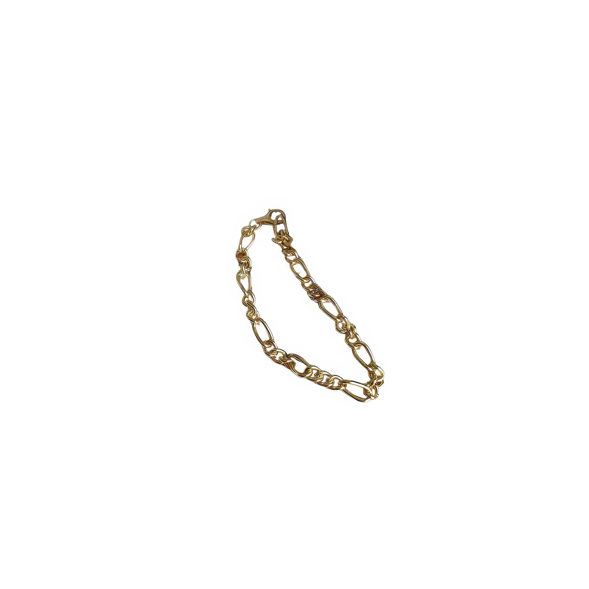Flatlay des Goldarmbands – 925 Sterling Silber mit glatter Oberfläche und Alltagskomfort