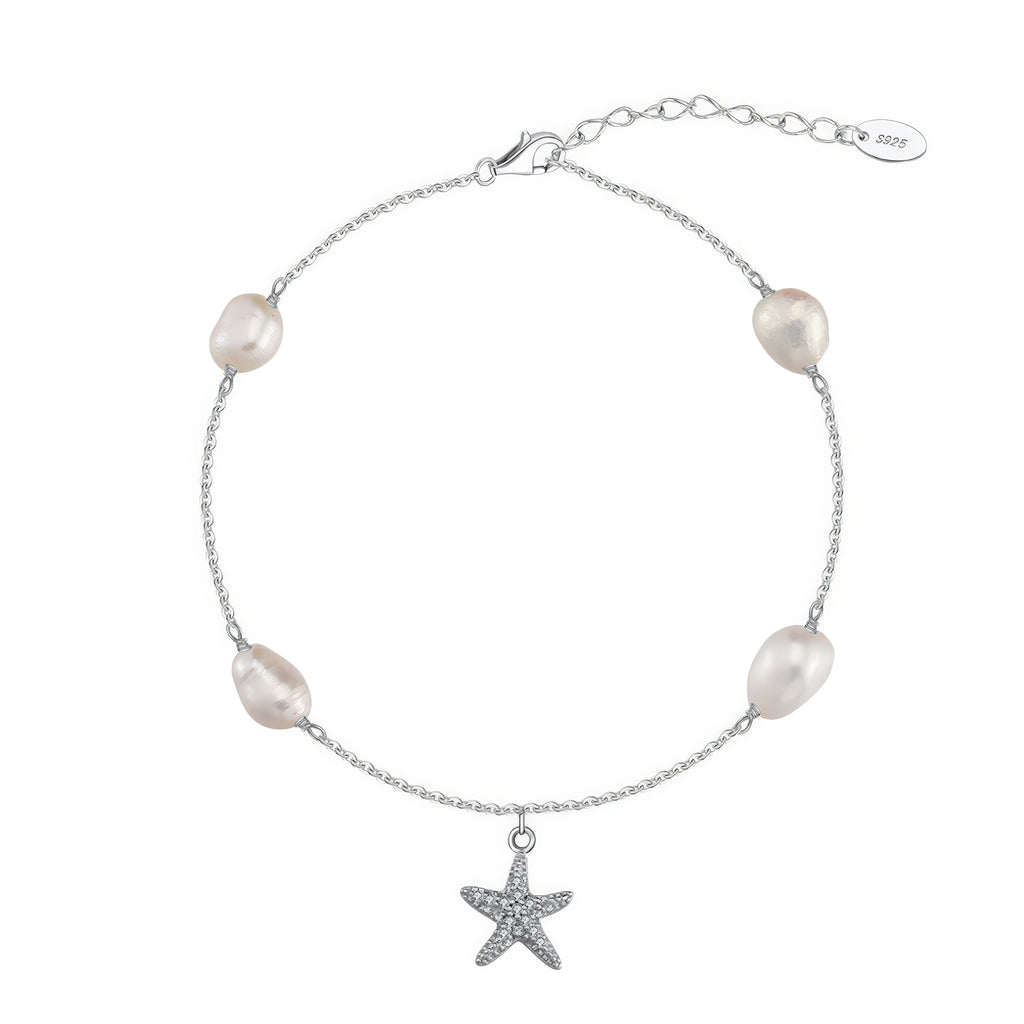 Detailansicht Süsswasserperlen und Sternanhänger – Silberkette vergoldet