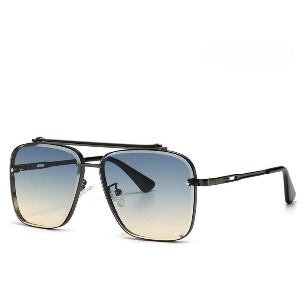 Sonnenbrille mit dunklem Rahmen und creme-blauen Gläsern