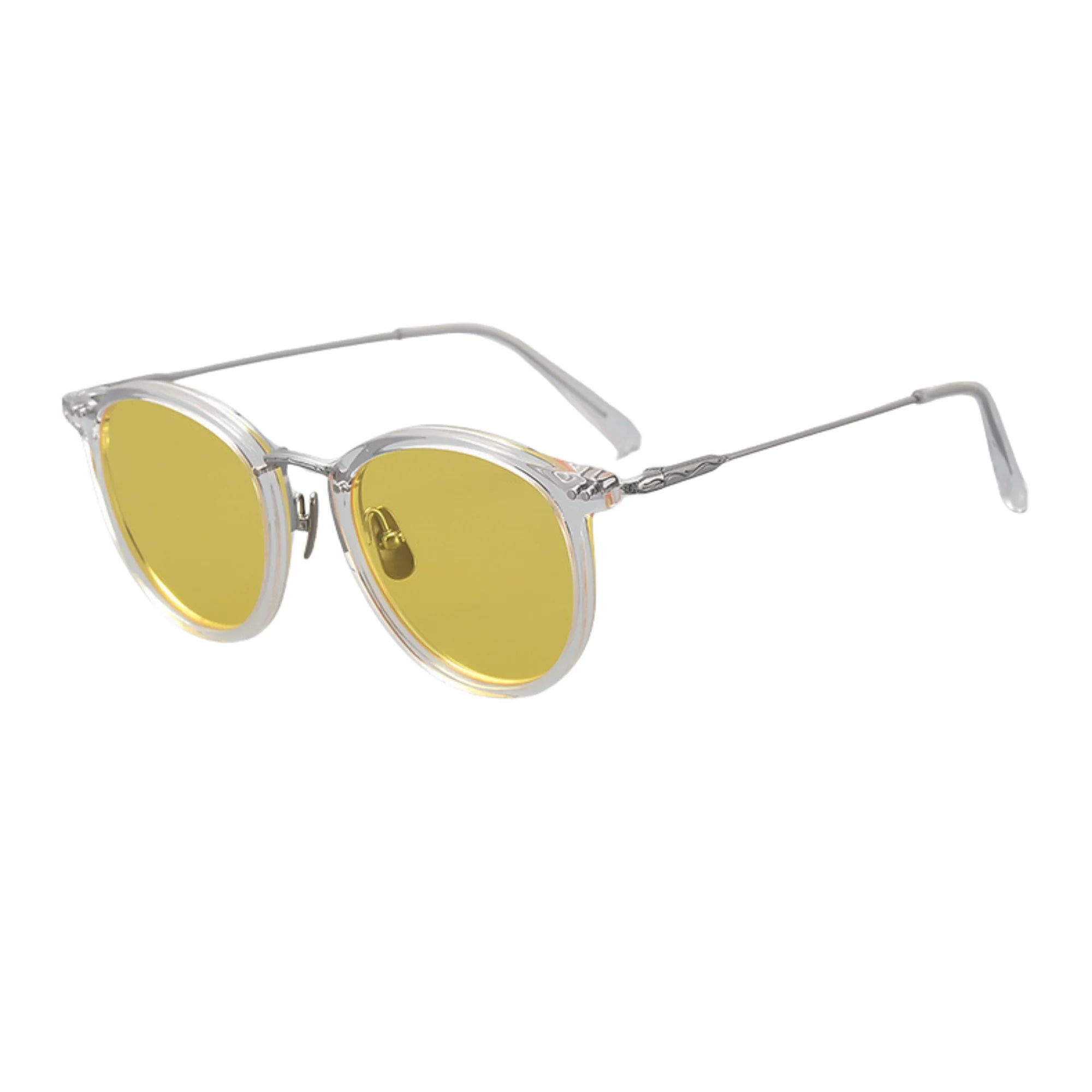 unde Sonnenbrille mit gelben Gläsern und klarem Rahmen – auffällig ohne Aussage