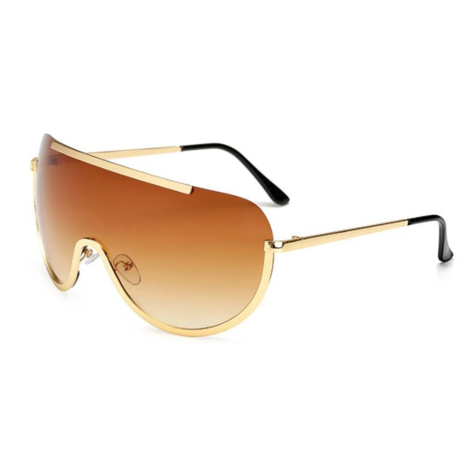 Schlicht gebogene Sonnenbrille mit goldbraunem Verlaufsglas – rahmenlos getragen, ohne Dekorfläche