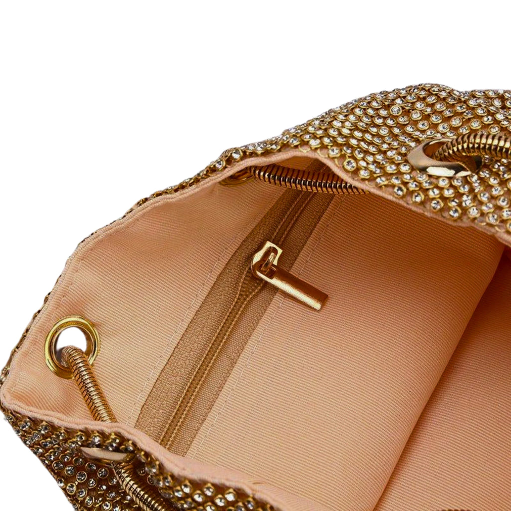 Nahaufnahme des Innenreißverschlusses – hochwertig verarbeitet und farblich abgestimmt